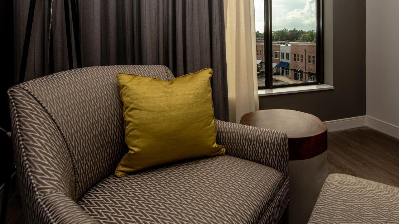 Hotel Indigo Hattiesburg By Ihg Quarto foto